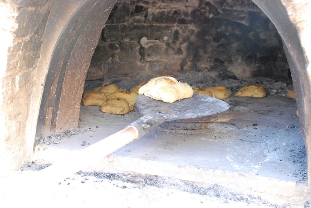 Vavla Rustic Retreat Vendégház Kültér fotó